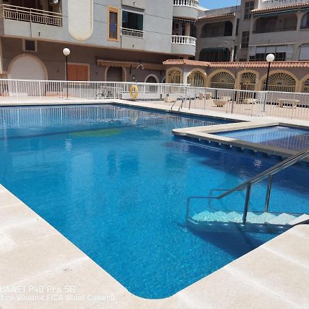 Holiday Apartment Torrevieja Eksteriør billede