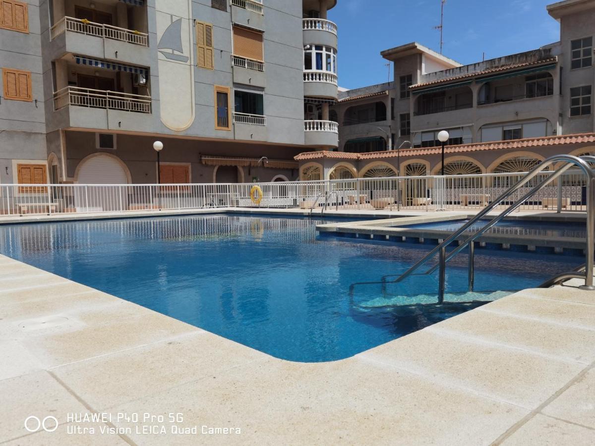 Holiday Apartment Torrevieja Eksteriør billede