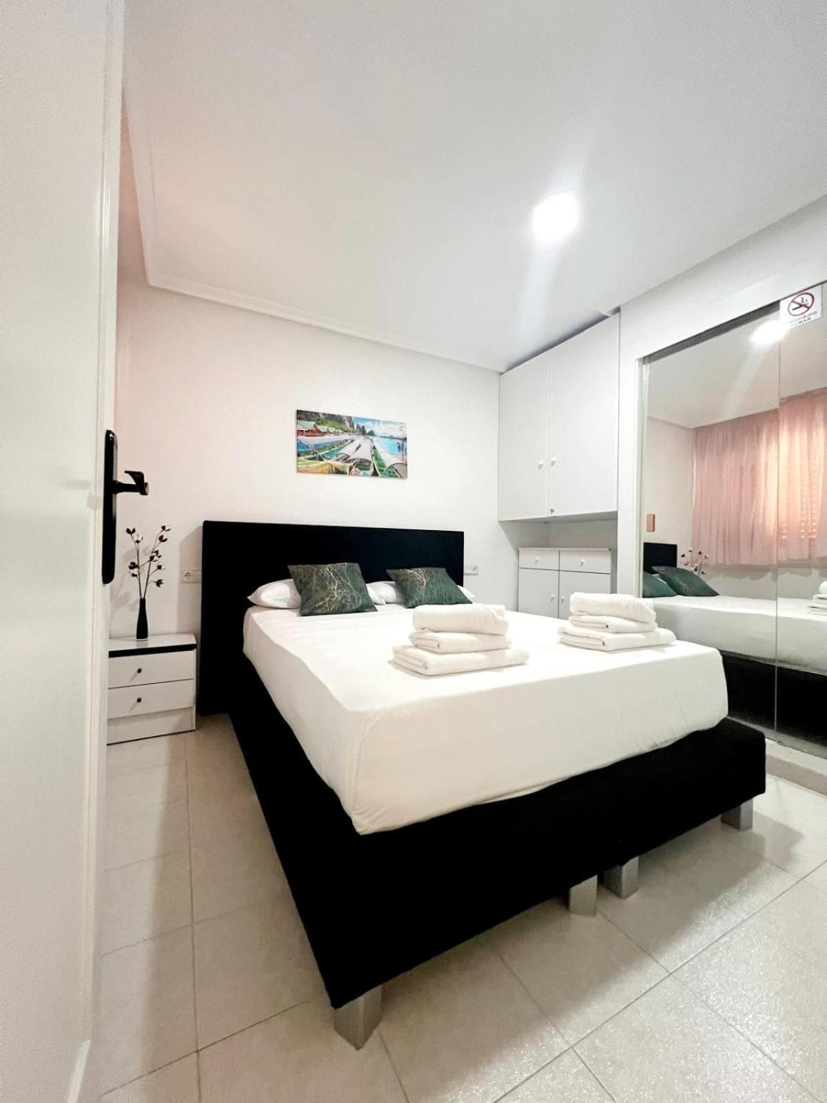 Holiday Apartment Torrevieja Eksteriør billede